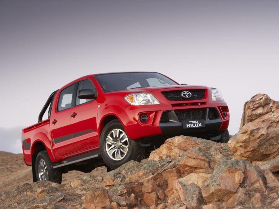  Toyota Hilux by TRD 2008 года  (фото 16 из 17)